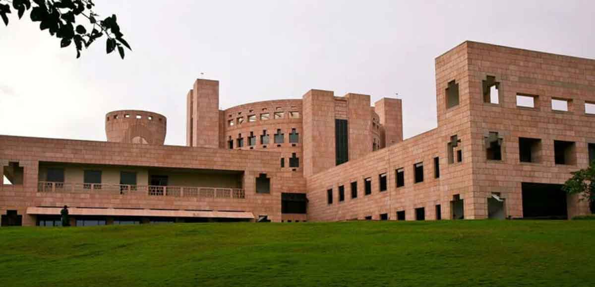 ISB Ranked Number 1 B-School In India-Telangana Today