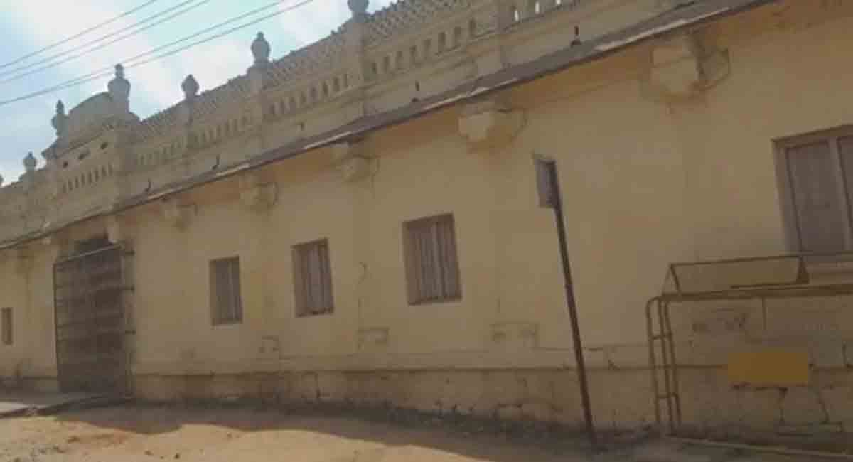 Jamia masjid row: Karnataka historical town turns into police fortress