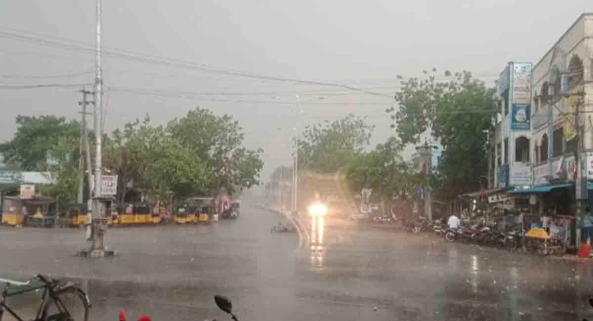 Thundershowers bring relief to people from heat in Khammam