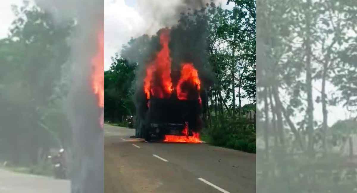 Lorry carrying wheat goes up in flames in Sangareddy