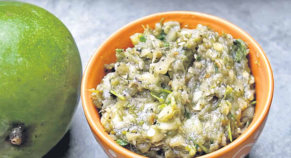 Binge on instant raw mango chutney