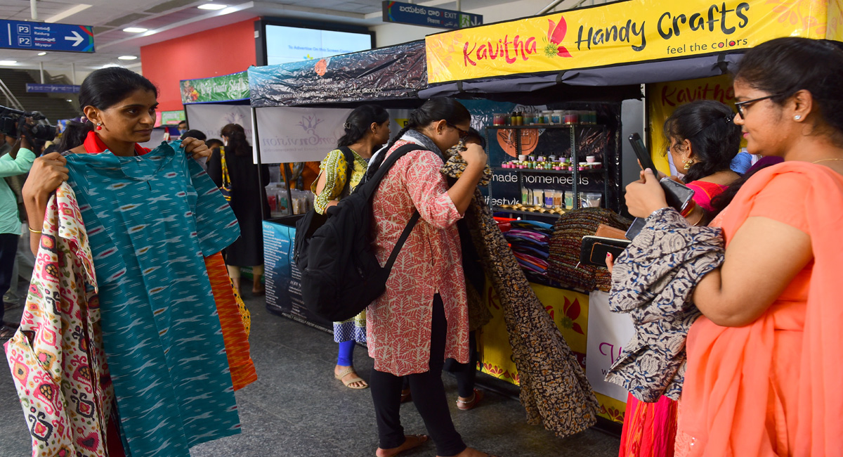 L&T Hyderabad Metro Rail unveils ‘Metro Bazar’