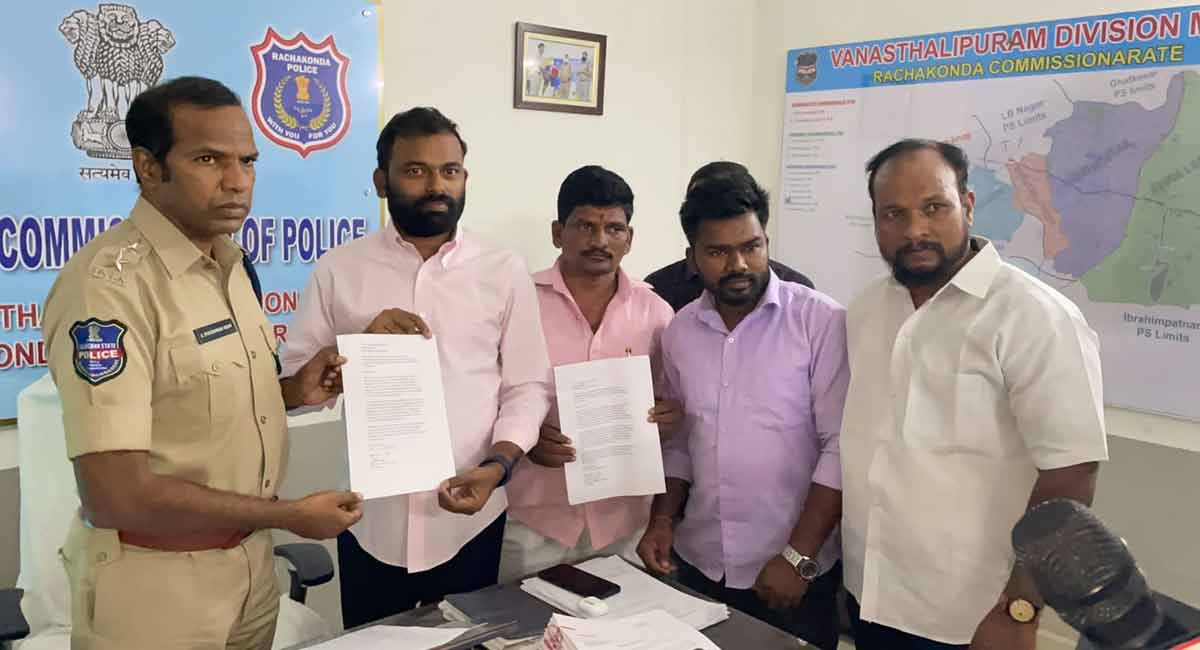 TRS Social Media Cell lodges complaint against BJP leaders