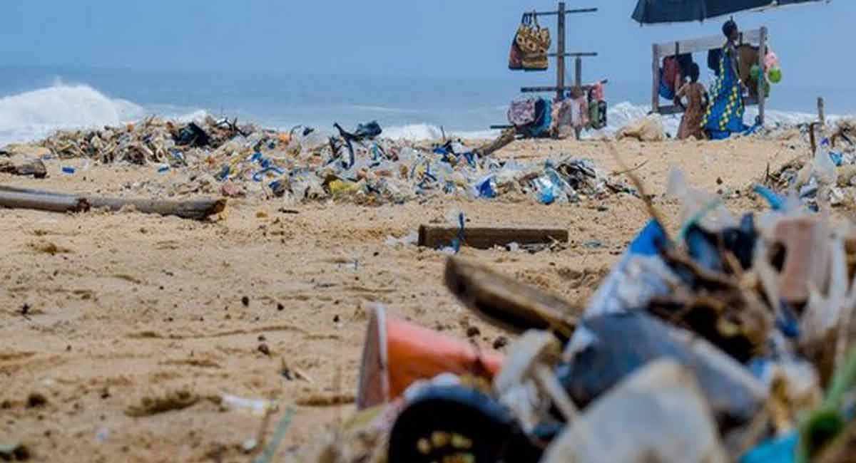 Study reveals plastic pollution in ocean may serve as source for antibiotics