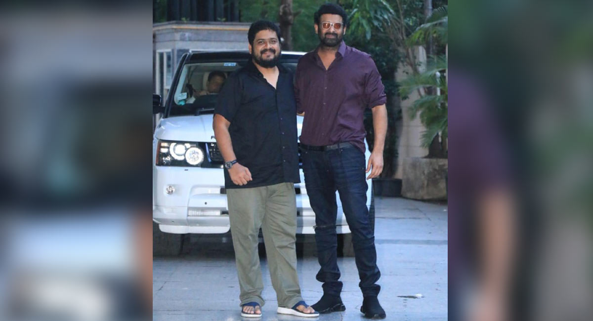 Prabhas’ photo in Om Raut’s Bandra flat goes viral