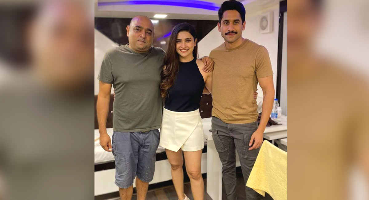 Prachi Desai praises Naga Chaitanya, shares a photo with him
