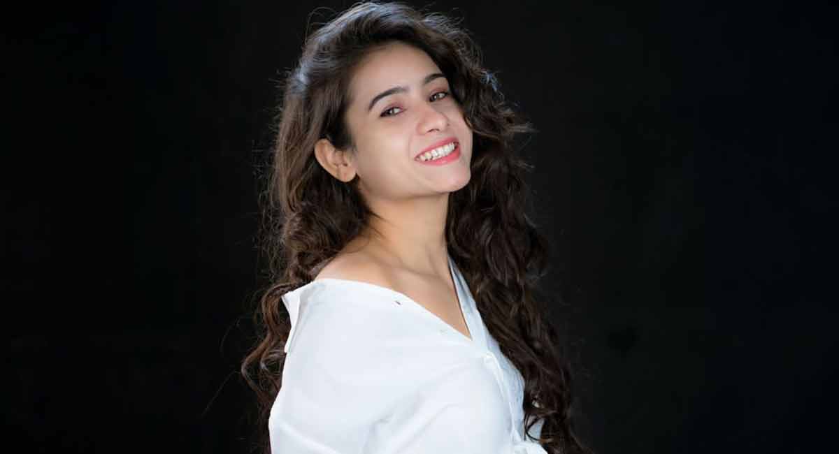 Actress Priyanka Singh recalls memories of her first film “Kaashi in search of Ganga”