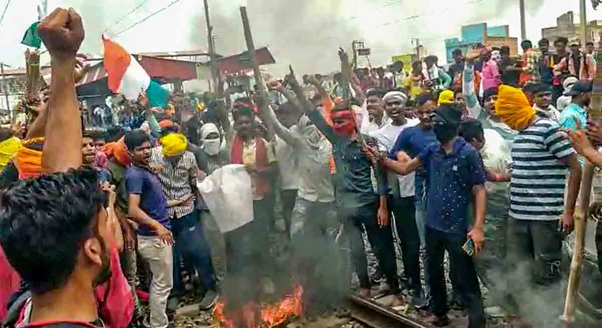 Agnipath: Oppn steps up attack on govt amid protests, seeks scrapping of scheme