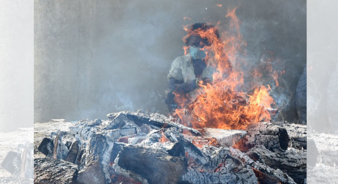 Youth ends life on cousin’s pyre