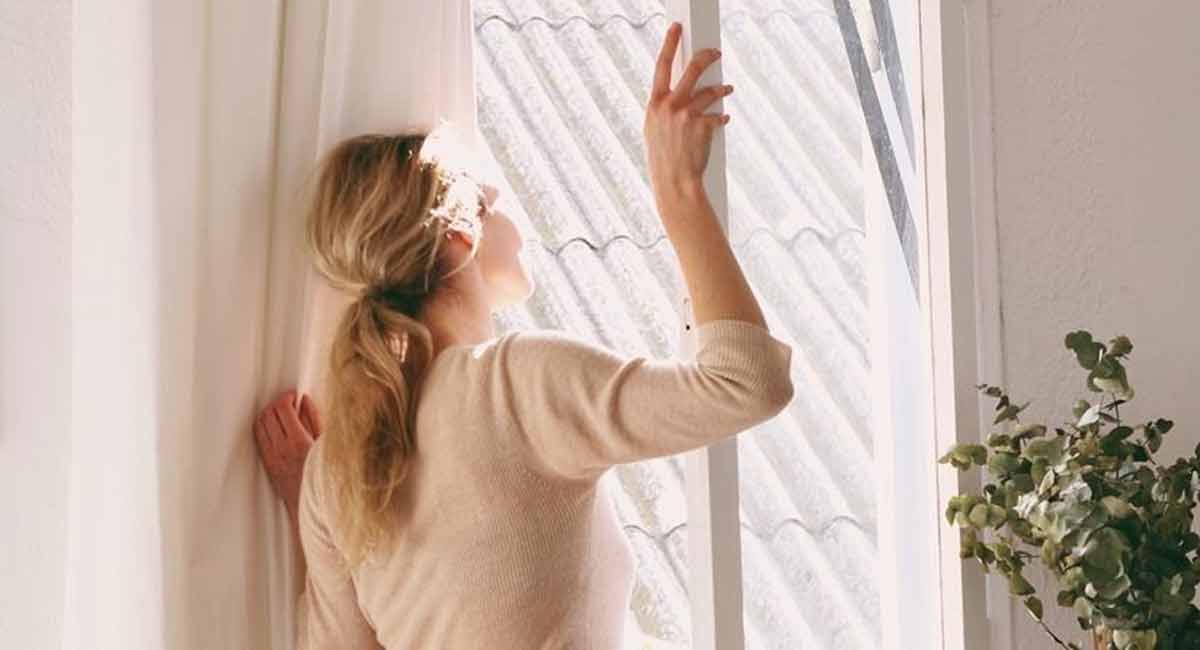 Why 5 minutes of sun makes your mood better