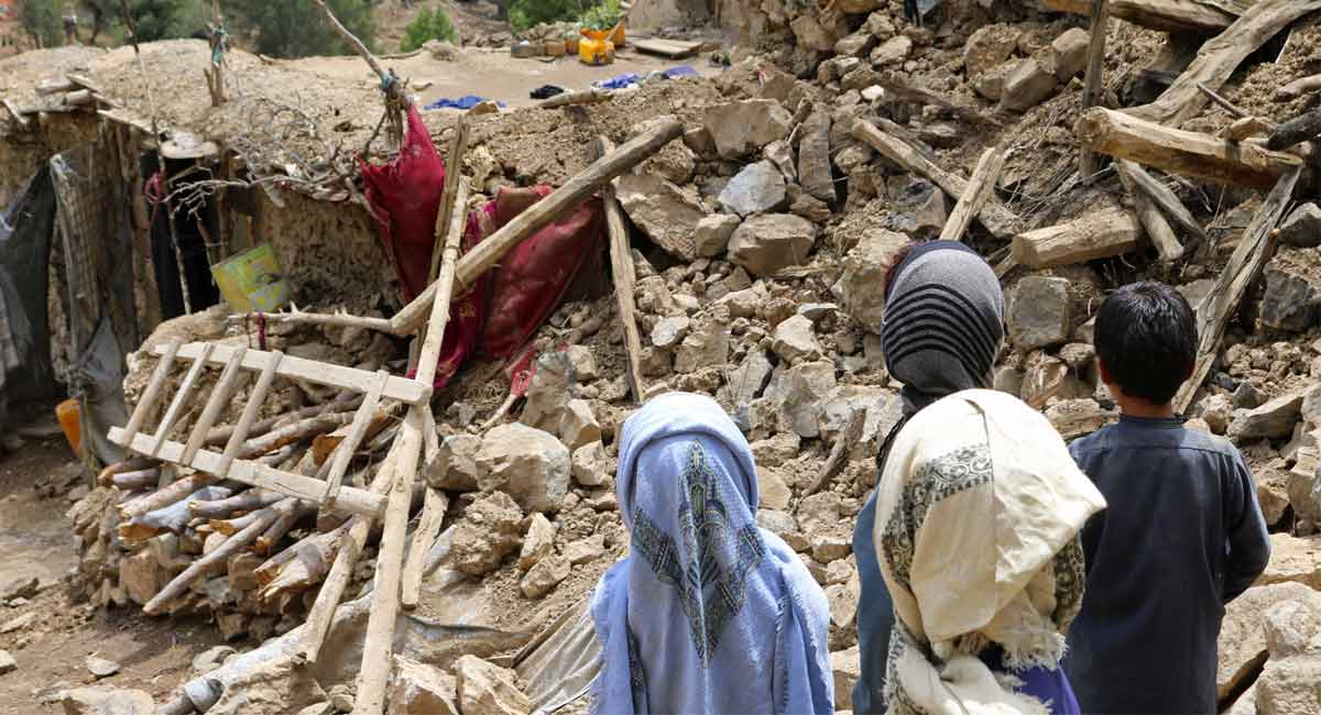 Recent floods in Afghanistan kill 400 people