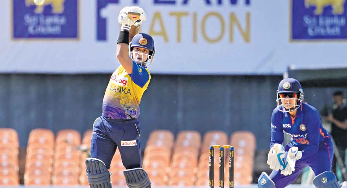 IND-W vs SL-W: Sri Lanka outplay India by 7-wickets, avoid whitewash