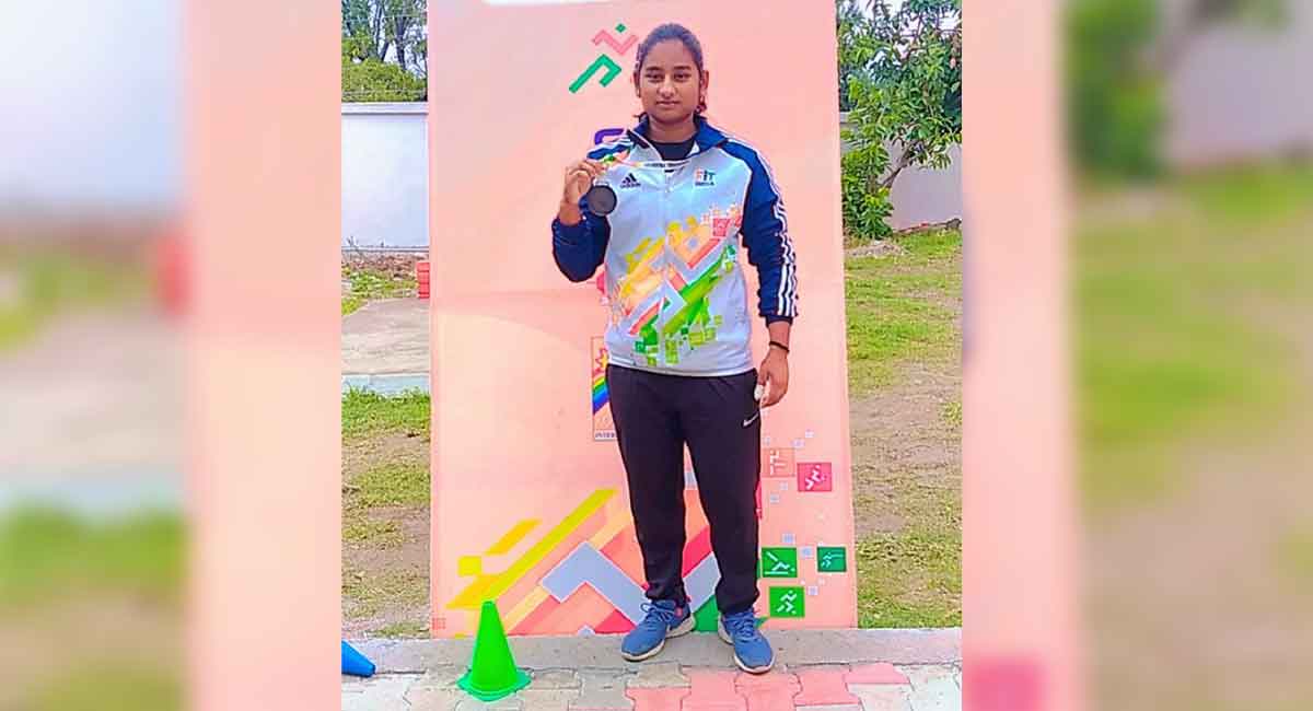 Sahithi settles for bronze in Khelo India Women Weightlifting League Tournament