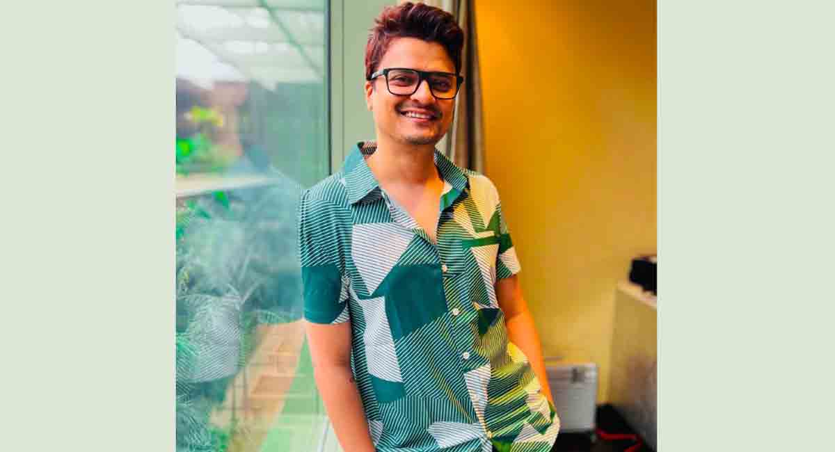 Shadab Rayeen topping the music chart with back to back hits this 2022