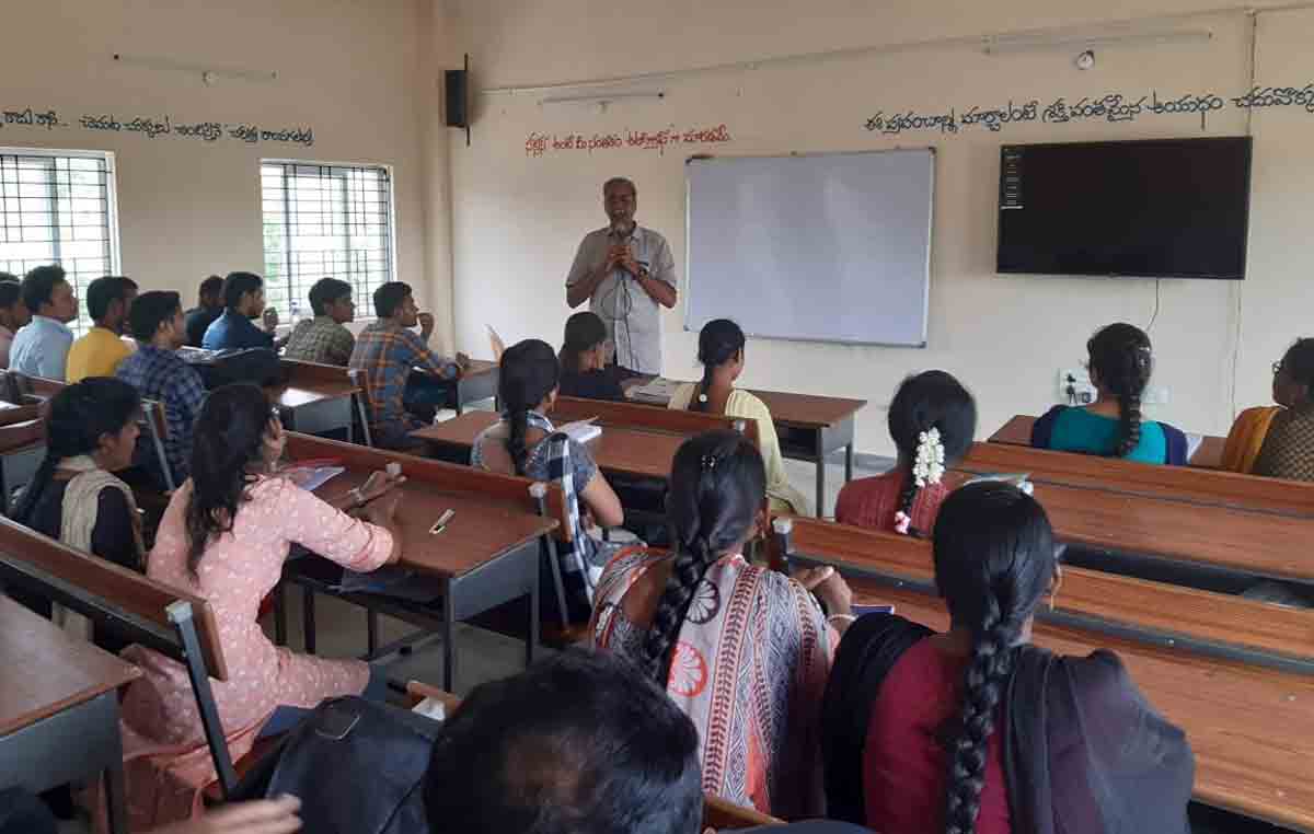 Hard work, time management key for success in job tests: Expert