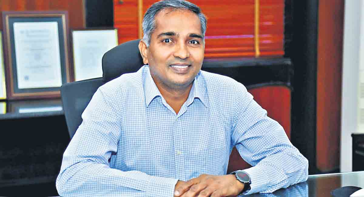 Dr D Srinivasa Reddy takes charge as new Director of IICT