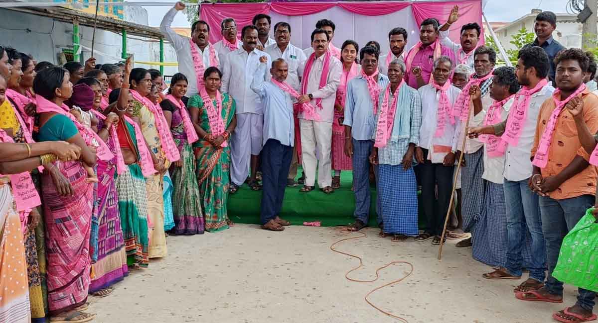 Telangana govt schemes attracting opposition leaders to TRS: Devarakonda MLA