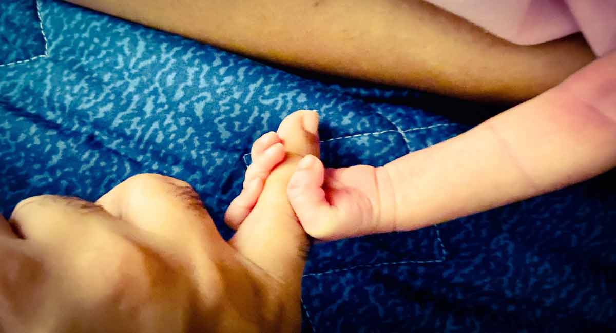 Chinmayi Sripada and Rahul become parents to twins