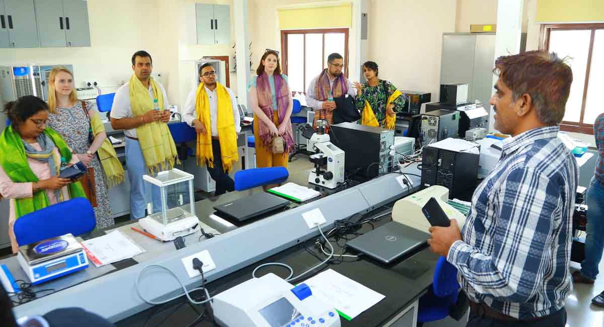 Hyderabad: US Congressional delegation visits UoH