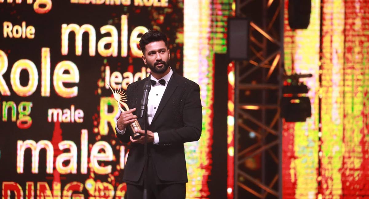 IIFA Awards: ‘Shershaah’ leads with top honours, Vicky Kaushal dedicates award to Irrfan 
