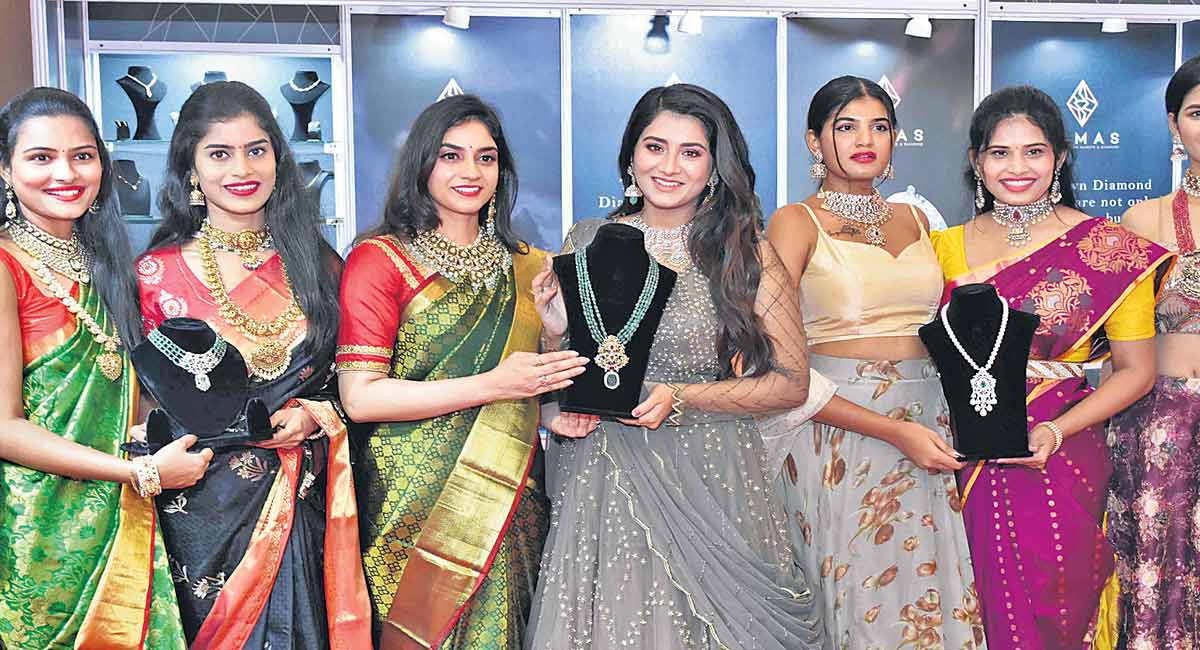 Hyderabad: ‘Asia Jewels Show 2022’ is here!