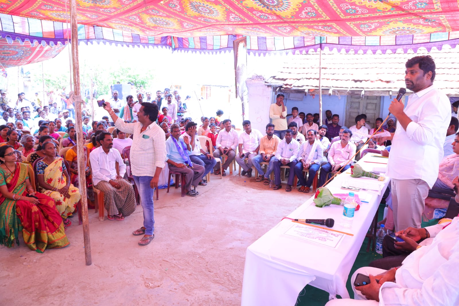 Suman wants everyone to become partners of Palle Pragathi