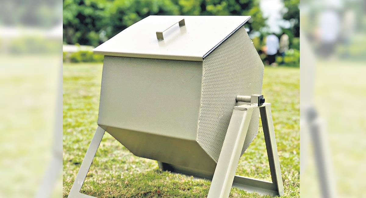 Easy and effective way to compost waste