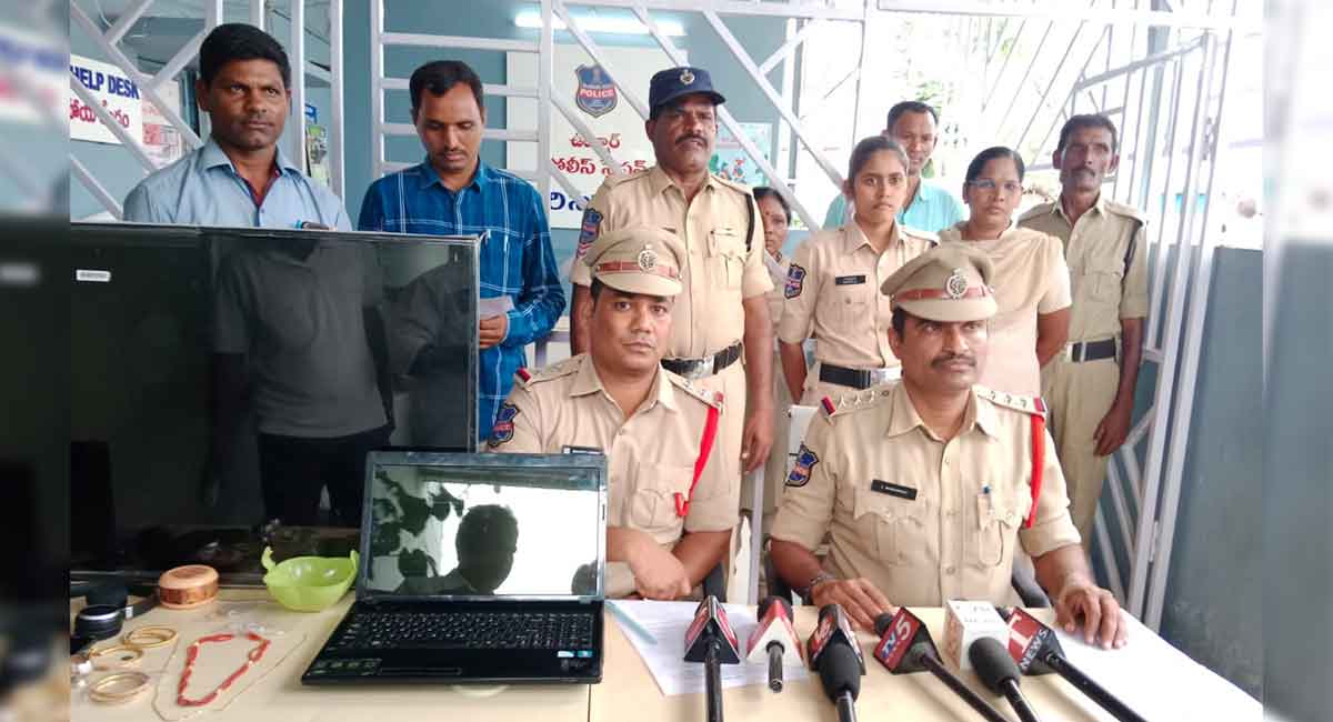 Four youngsters held for burglary in Adilabad