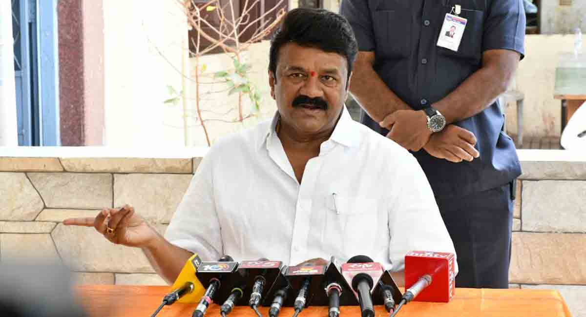 Resolve issues immediately, Talasani to Telugu film industry stakeholders