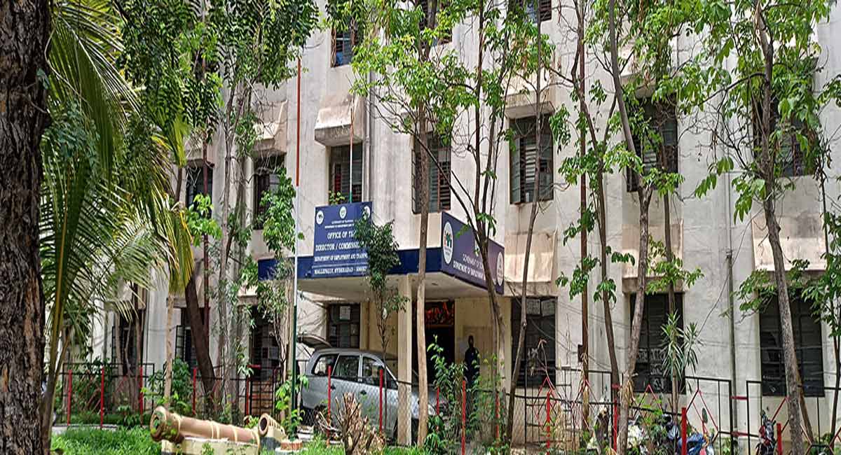 Govt. QQSITI for Girls invites applications for 2022-23