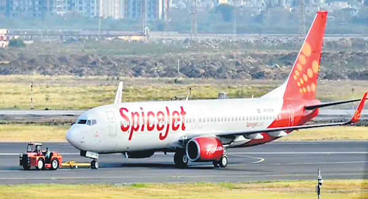 Tech Tok: Technology turns mixed blessing for air travel