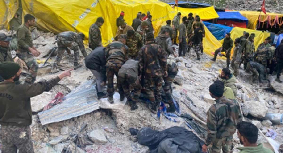 Amarnath Yatra temporarily suspended after 15 killed in cloudburst