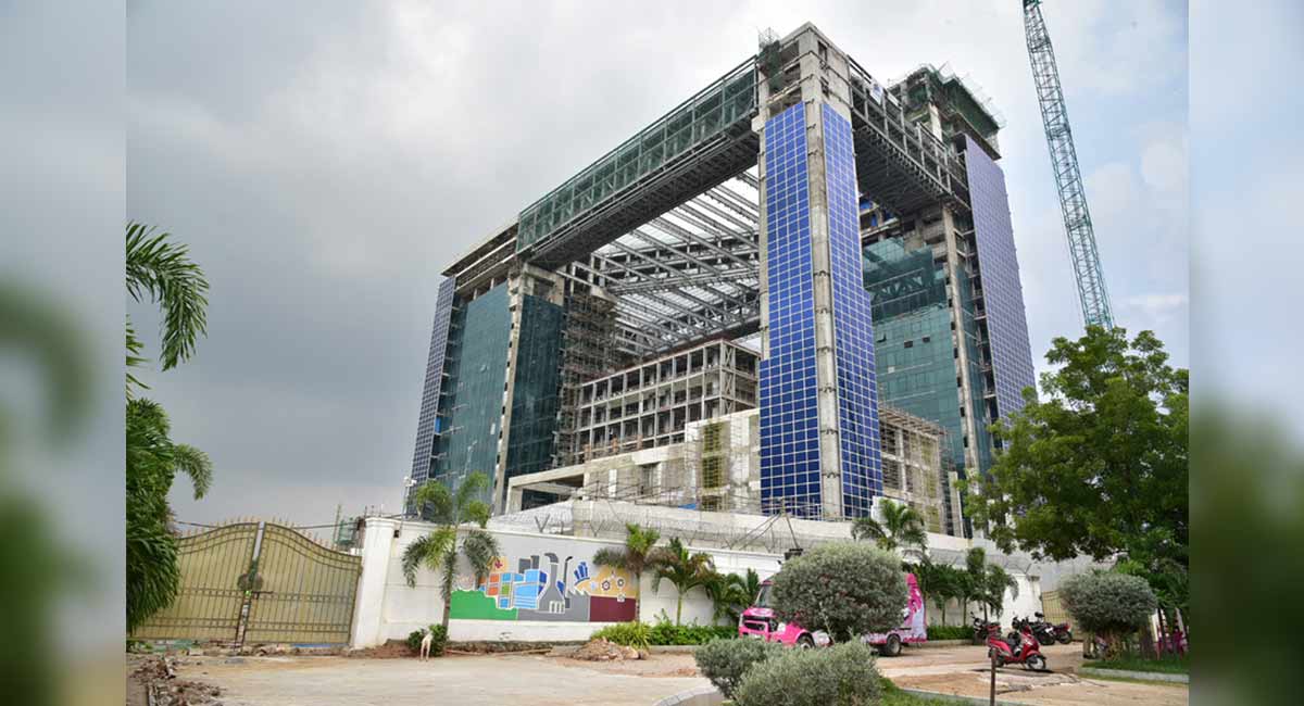 CM KCR to inaugurate Police Command and Control Centre on August 4