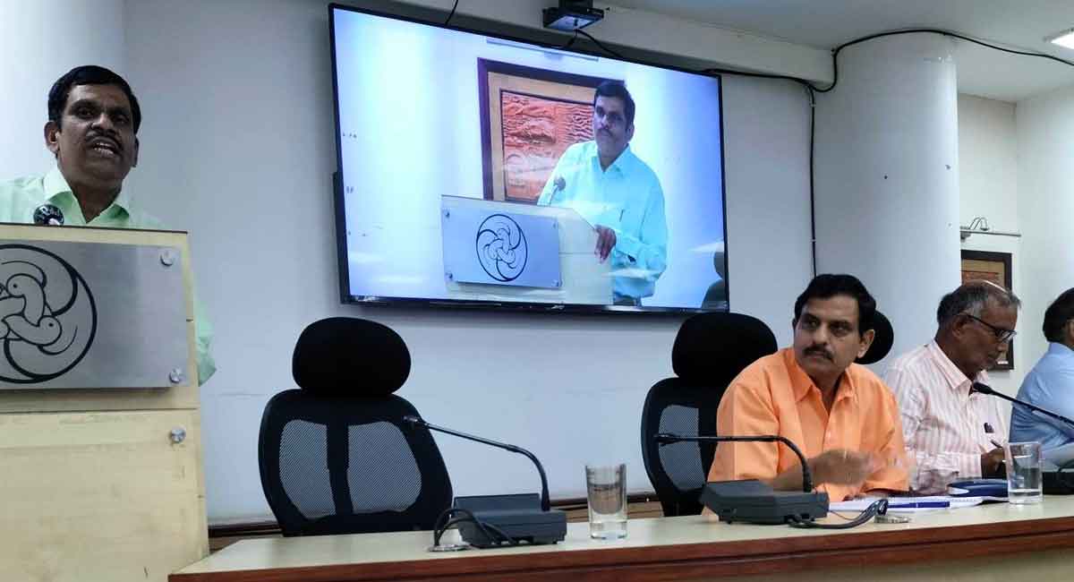 Telangana: Kambalapally ZPSS teacher Dr Gurundha Rao bags NCERT award