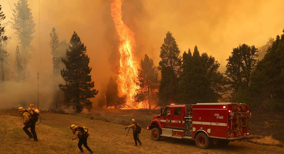 Emergency declared as wildfire rages near Yosemite National Park