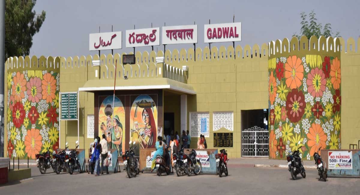 Hyderabad, Gadwal railway stations to be part of week-long ‘Azadi Ki Rail Gadi Aur Station’