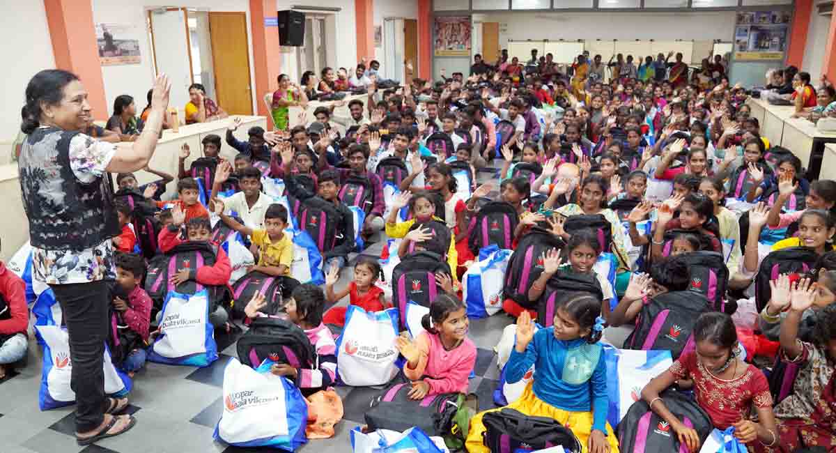 150 orphans get assistance by Bala Vikasa in Hanamkonda