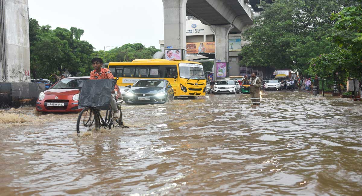 Heavy rains, thunderstorms forecasted in Telangana over next 4 days