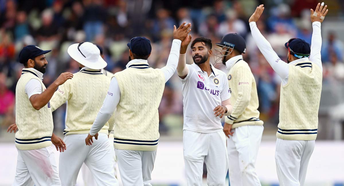 Netizens react as Siraj gets wicket on the very first ball of the innings 