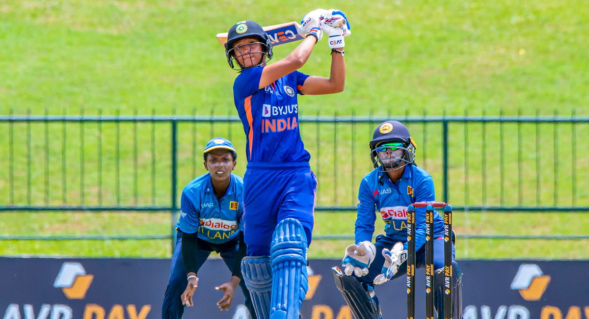 IND-W vs SL-W: Harmanpreet, Pooja guide India to clean sweep