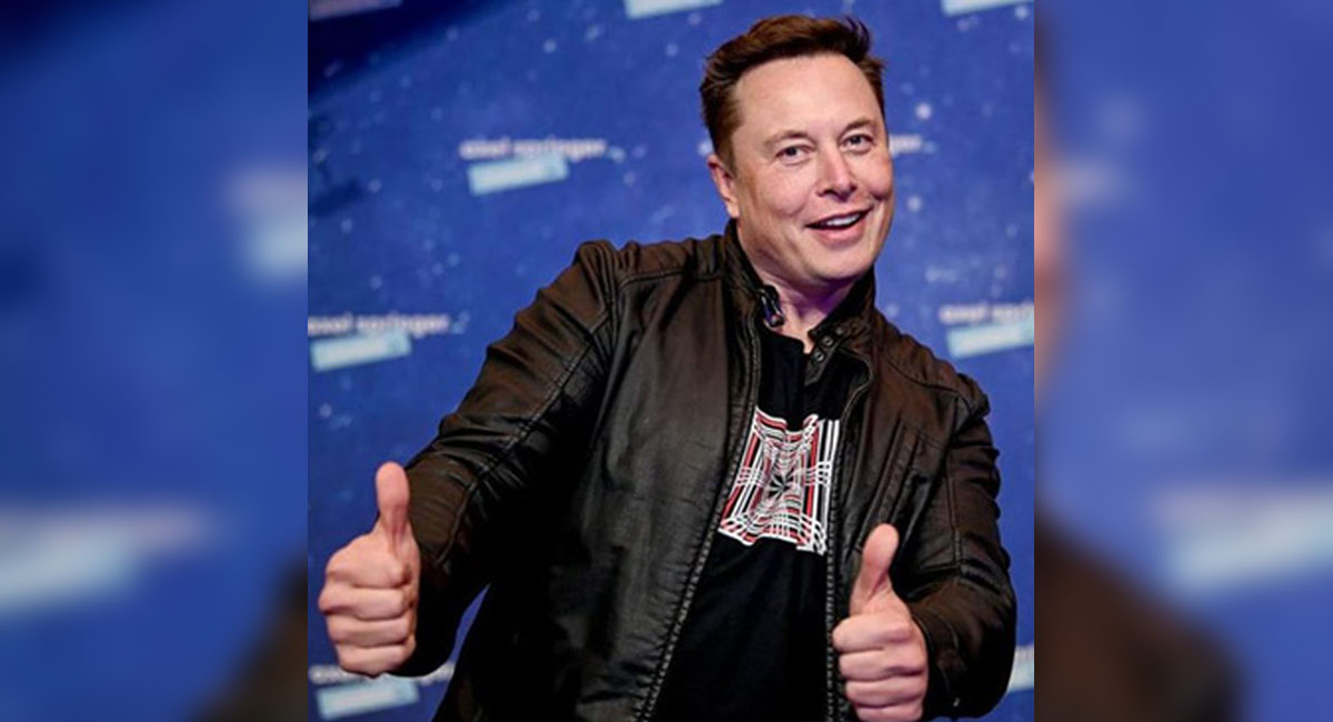 Elon Musk shows support for large families after his twin reveal