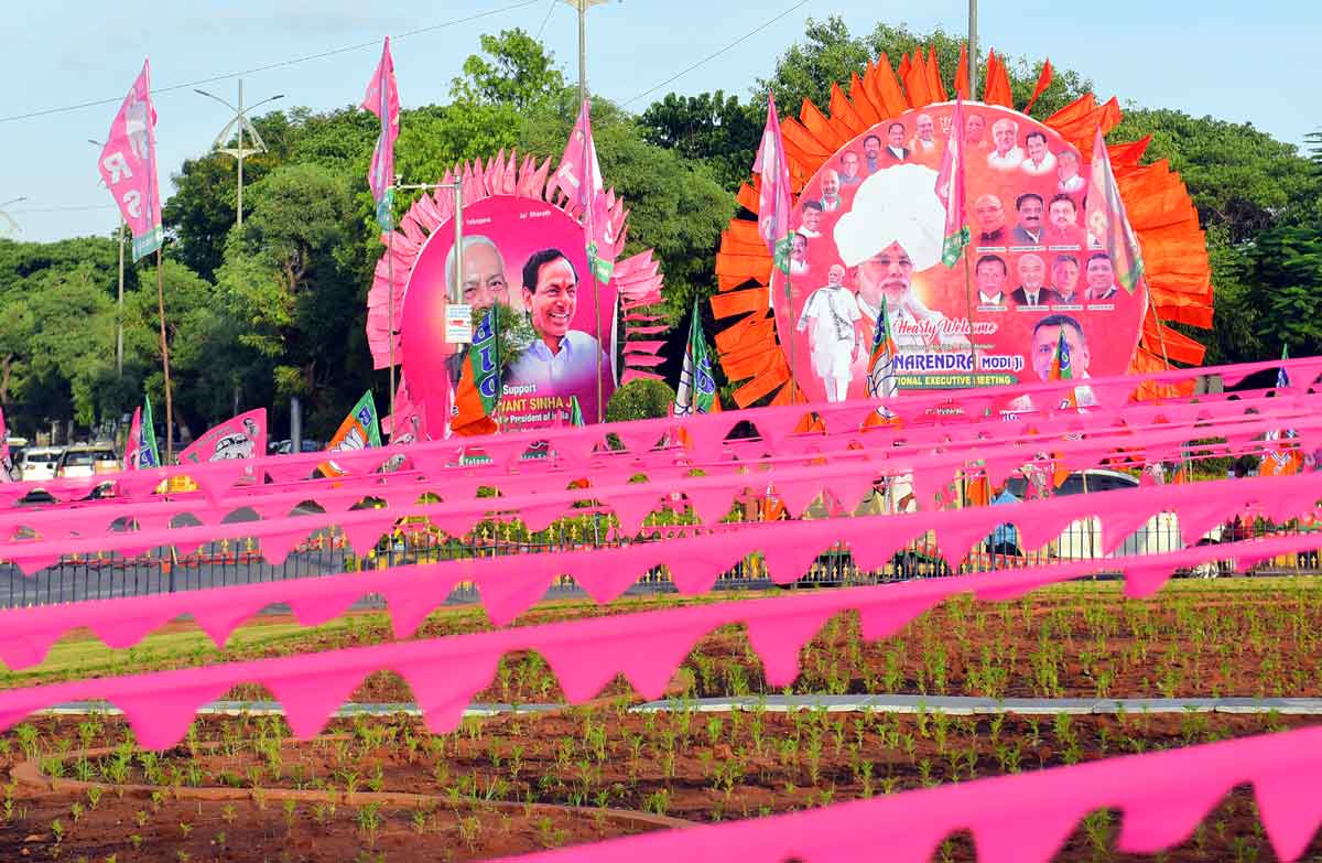 Political heat rises in Hyderabad