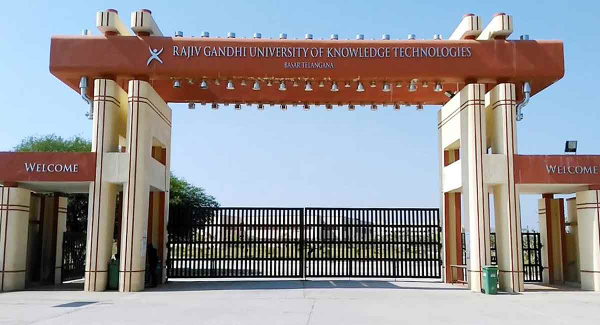 Nirmal: RGUKT students launch protest, demand quality food