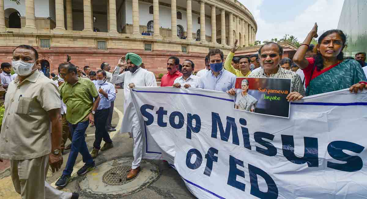 Rahul Gandhi detained by Delhi Police