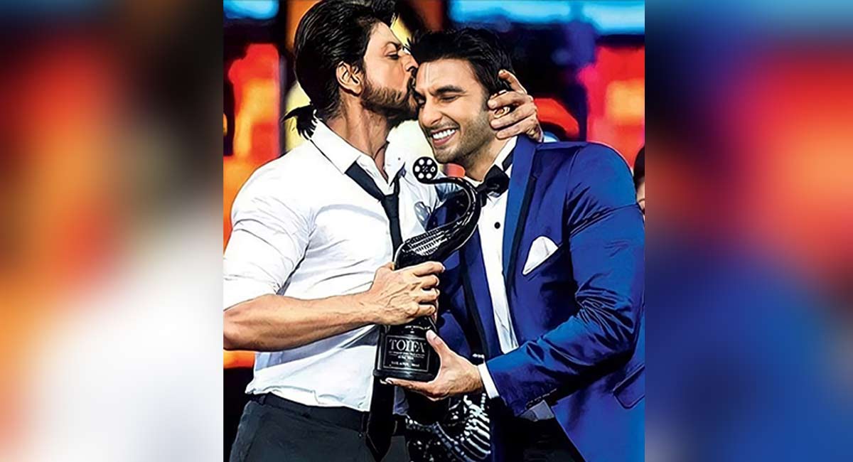 Ranveer Singh to become SRK’s neighbour after purchasing quadruplex for Rs 119 cr?