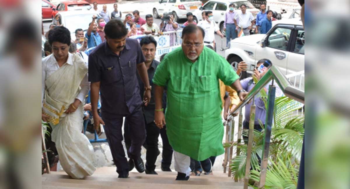 Teachers scam: ED arrests Bengal minister Partha Chatterjee
