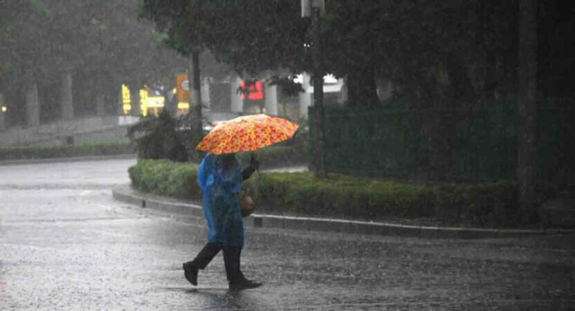 Heavy rains lash several parts of Telangana