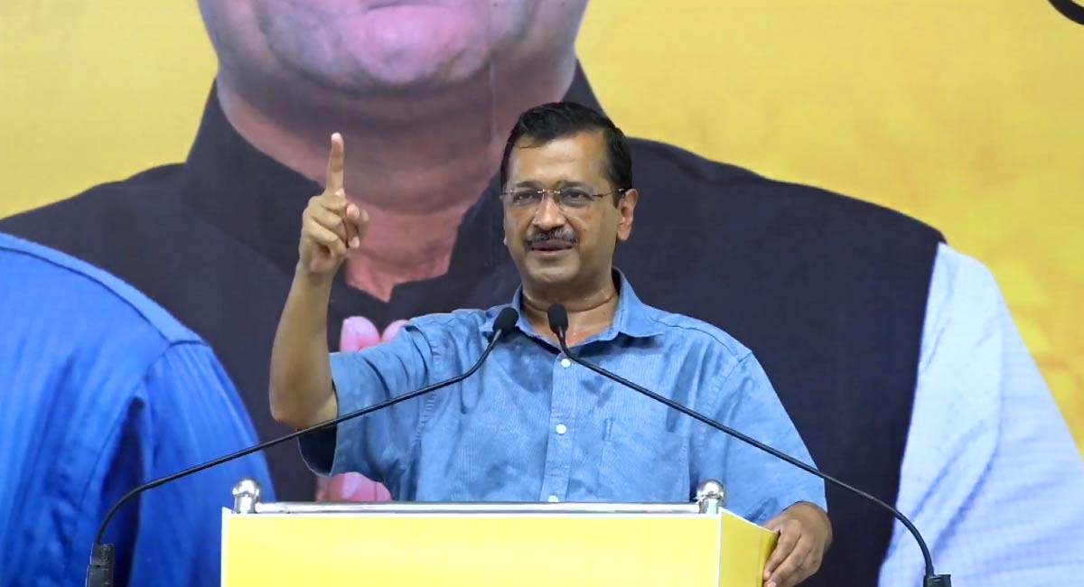 ‘Those not satisfied with BJP must vote for AAP’: Kejriwal in Gujarat