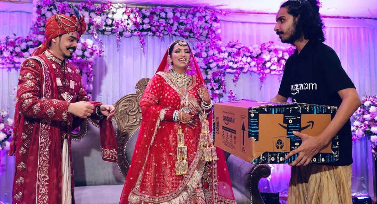 This Hyderabadi groom gets his varmala delivered by Amazon directly to mandap