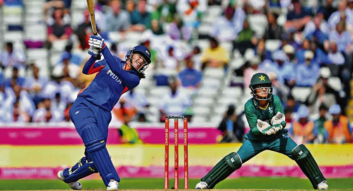 Commonwealth Games 2022: Indian women maul Pakistan for first win